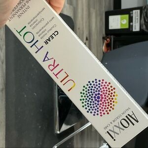 Ultra Hot Clear Hair Color